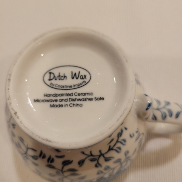 🆕️NWOT~ DUTCH WAX CERAMIC MUG - Picture 2 of 6